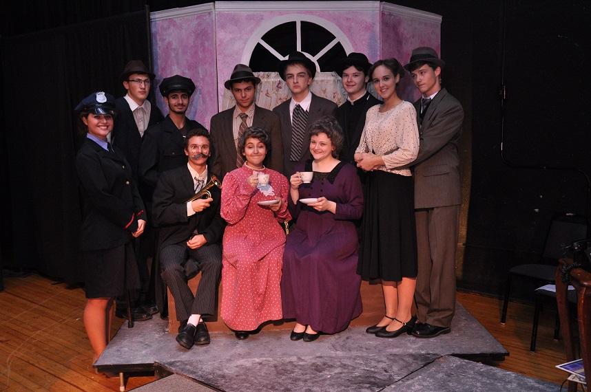 Arsenic and Old Lace brings audience along on a comical journey