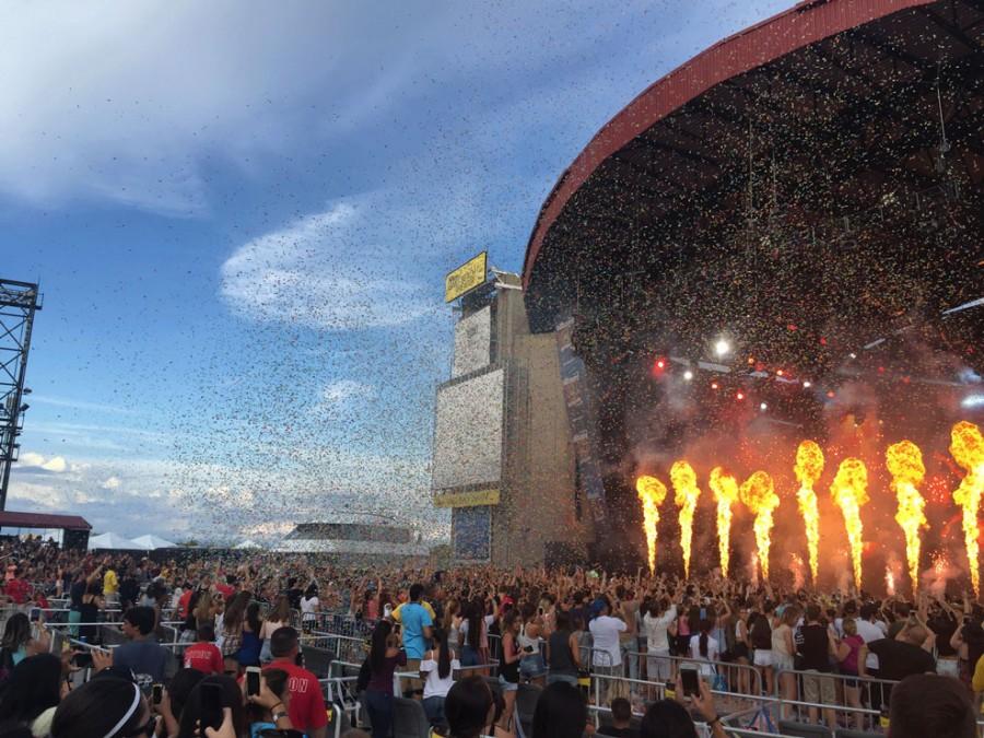 The first annual Billboard Hot 100 Fest had a crowd of over 15,000 people in attendance.